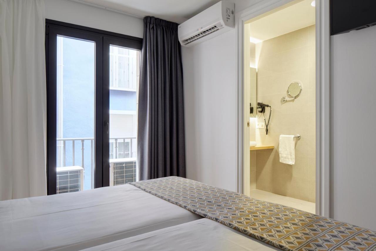 Hostal Arriazu Pamplona Ngoại thất bức ảnh