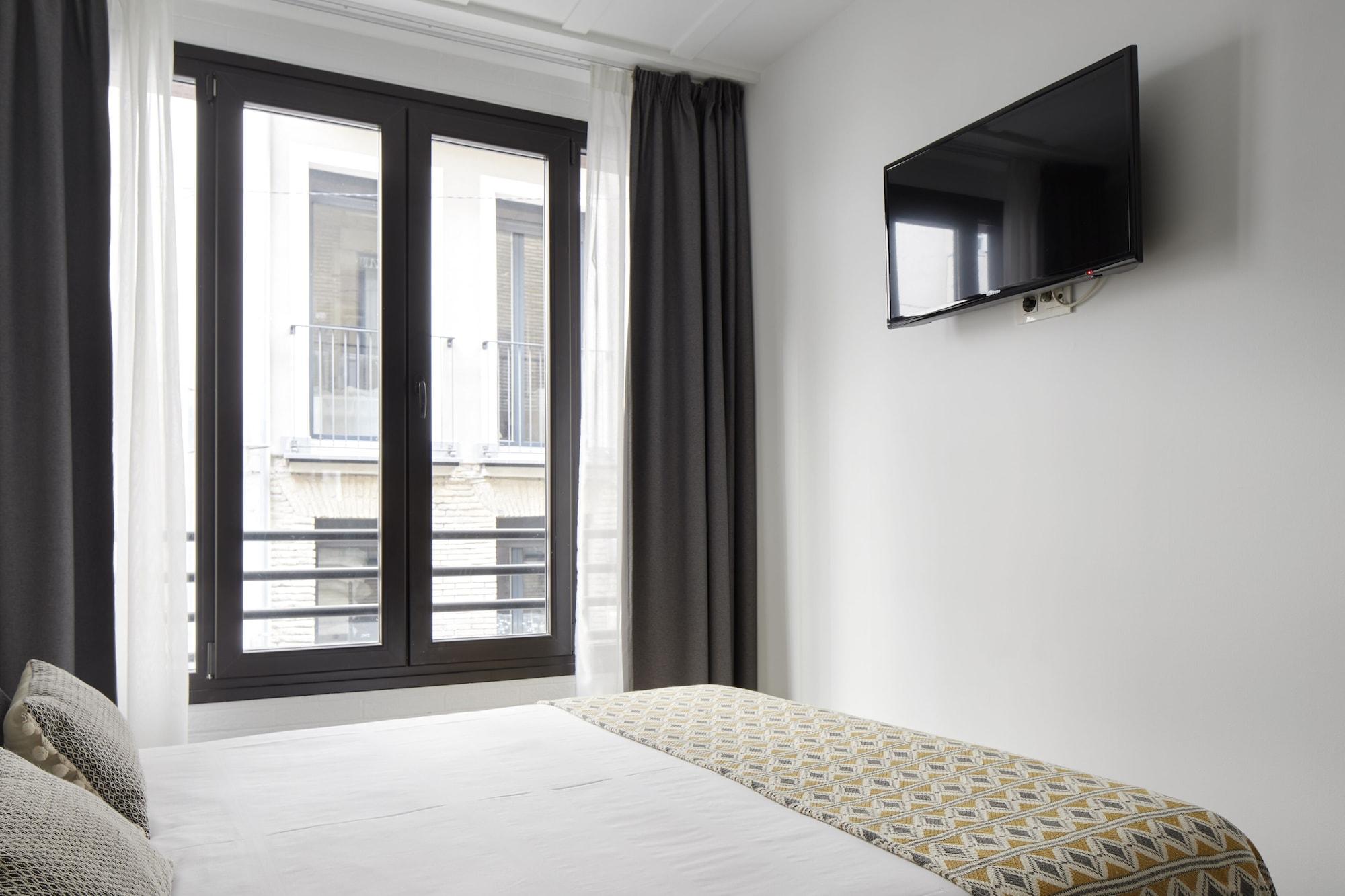 Hostal Arriazu Pamplona Ngoại thất bức ảnh