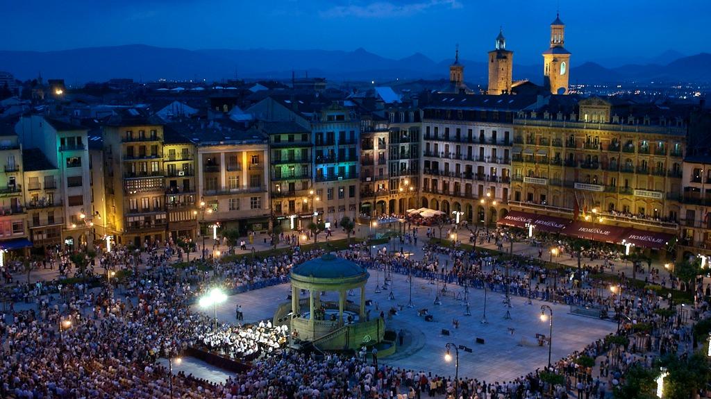 Hostal Arriazu Pamplona Ngoại thất bức ảnh